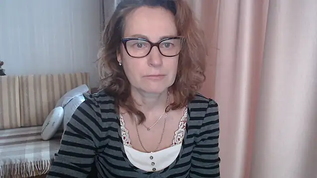 lauraoven online show from 02-17-25, 09:24