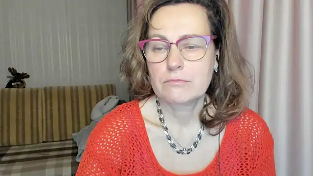 lauraoven online show from 03-09-25, 09:02