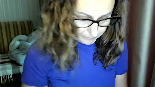 lauraoven online show from 11-07-25, 10:59