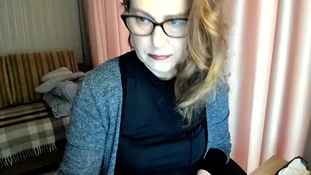 lauraoven online show from 02-19-26, 07:48