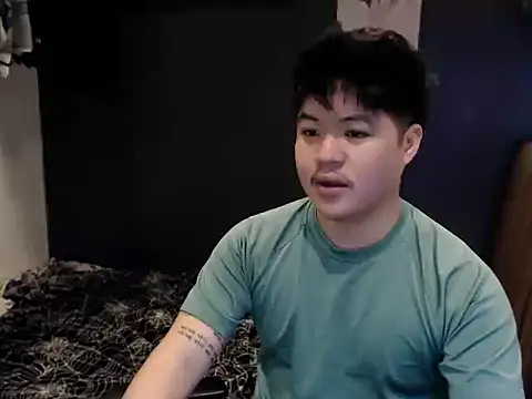 Snapshot of ASIANken911 chatting on 10-22-25, 06:29 ASIANken911 online show from 10-22-25, 06:29