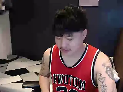 ASIANken911 online show from 11-19-25, 02:28