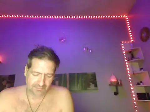 Snapshot of matrikes1 chatting on 12-06-24, 10:52 matrikes1 online show from 12-06-24, 10:52