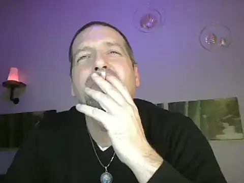 Snapshot of matrikes1 chatting on 02-10-25, 08:21 matrikes1 online show from 02-10-25, 08:21