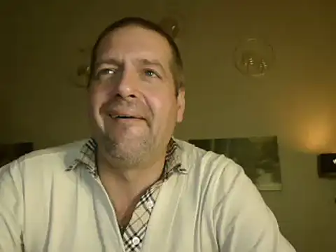 Snapshot of matrikes1 chatting on 02-12-25, 07:13 matrikes1 online show from 02-12-25, 07:13