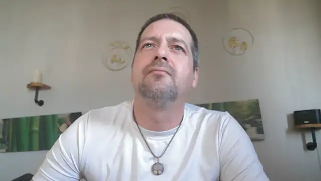 Snapshot of matrikes1 chatting on 03-02-25, 11:29 matrikes1 online show from 03-02-25, 11:29