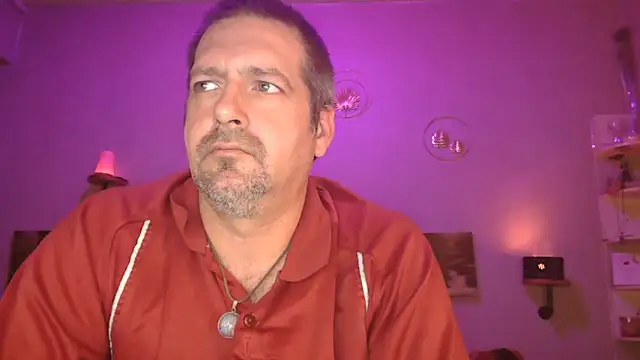 Snapshot of matrikes1 chatting on 03-10-25, 05:07 matrikes1 online show from 03-10-25, 05:07