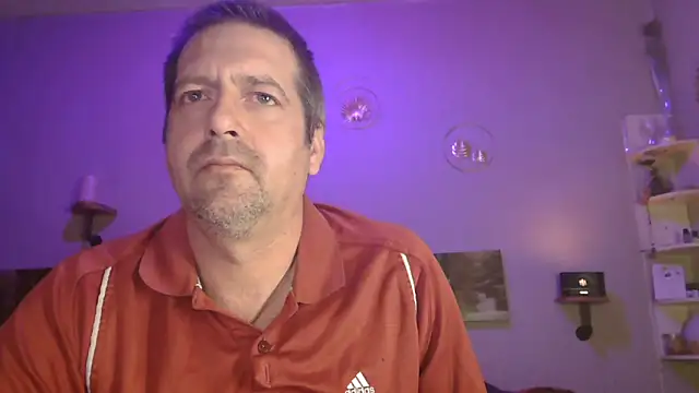 Snapshot of matrikes1 chatting on 03-19-25, 07:38 matrikes1 online show from 03-19-25, 07:38