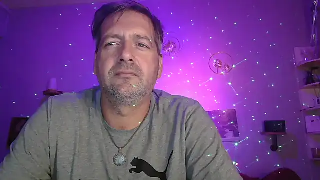 Snapshot of matrikes1 chatting on 10-06-25, 06:05 matrikes1 online show from 10-06-25, 06:05