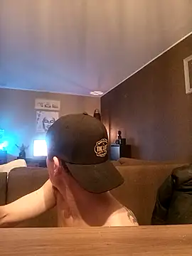 Snapshot of Antonio11111x chatting on 02-19-26, 09:44 Antonio11111x online show from 02-19-26, 09:44