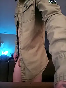 Snapshot of Antonio11111x chatting on 03-02-26, 02:46 Antonio11111x online show from 03-02-26, 02:46