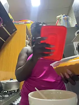 Snapshot of Sweetbootty chatting on 02-21-25, 08:38 Sweetbootty online show from 02-21-25, 08:38