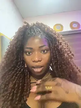 Snapshot of Sweetbootty chatting on 02-23-25, 12:59 Sweetbootty online show from 02-23-25, 12:59