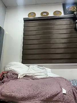 Snapshot of Sweetbootty chatting on 02-27-25, 08:31 Sweetbootty online show from 02-27-25, 08:31