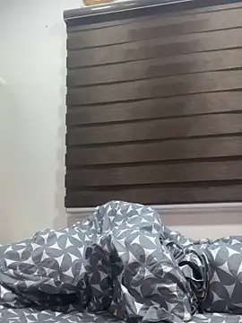 Snapshot of Sweetbootty chatting on 03-14-25, 01:27 Sweetbootty online show from 03-14-25, 01:27