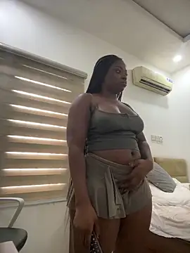 Snapshot of Sweetbootty chatting on 09-16-25, 07:20 Sweetbootty online show from 09-16-25, 07:20