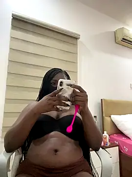 Snapshot of Sweetbootty chatting on 10-01-25, 07:31 Sweetbootty online show from 10-01-25, 07:31