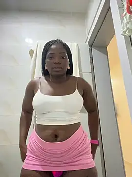 Snapshot of Sweetbootty chatting on 10-02-25, 05:31 Sweetbootty online show from 10-02-25, 05:31