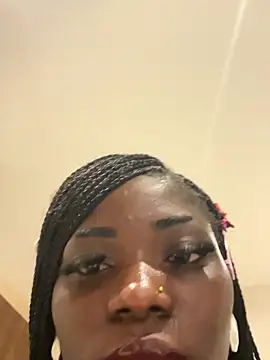 Snapshot of Sweetbootty chatting on 10-03-25, 09:17 Sweetbootty online show from 10-03-25, 09:17