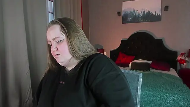 Snapshot of EMMA__CONNOR chatting on 01-23-25, 10:22 EMMA  CONNOR online show from 01-23-25, 10:22