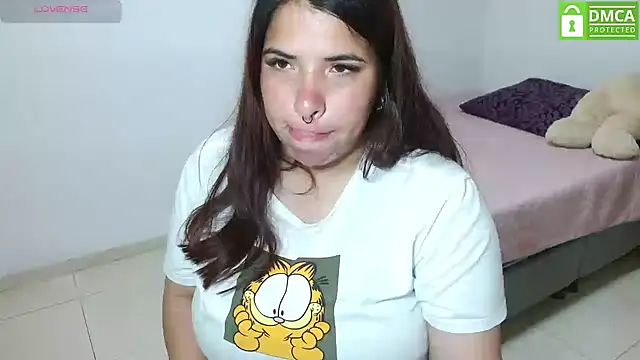 Karlathompson online show from 10-29-25, 11:06