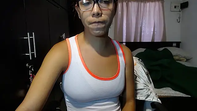 sensual nataliee online show from 01-22-25, 06:52