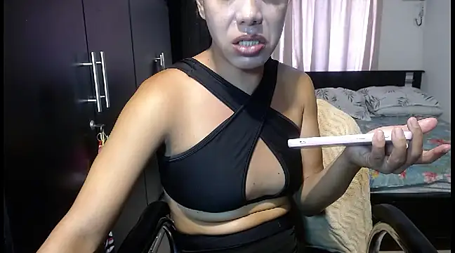 sensual nataliee online show from 02-04-25, 06:06