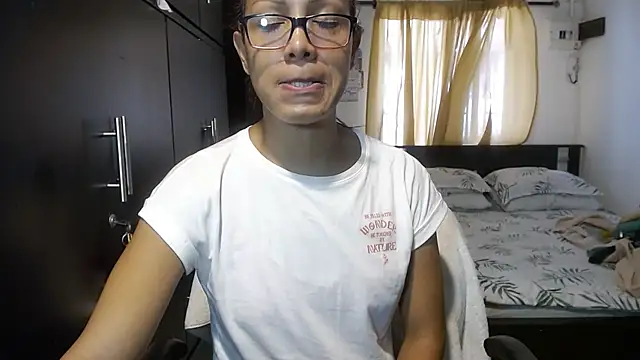 sensual nataliee online show from 02-10-25, 08:10