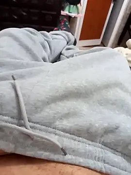 Snapshot of ninotesao21 chatting on 02-22-26, 02:48 ninotesao21 online show from 02-22-26, 02:48