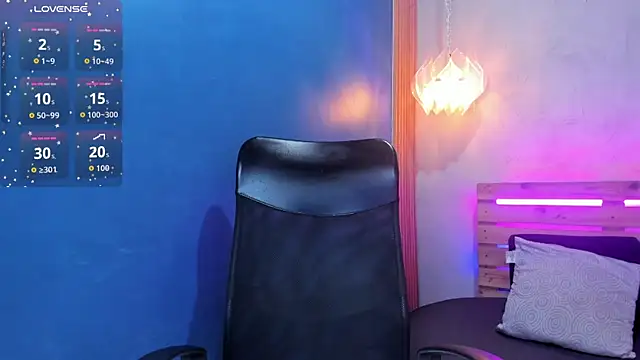 niky doll  online show from 12-05-25, 01:31