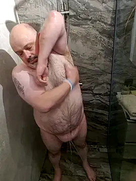 Bibear197511 online show from 10-04-25, 10:35