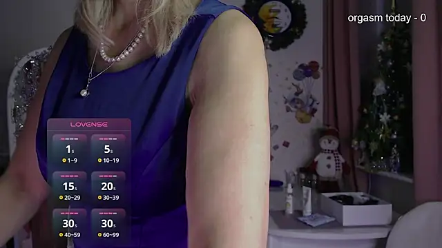 Snapshot of JuliaVilnet chatting on 12-20-24, 05:14 JuliaVilnet online show from 12-20-24, 05:14