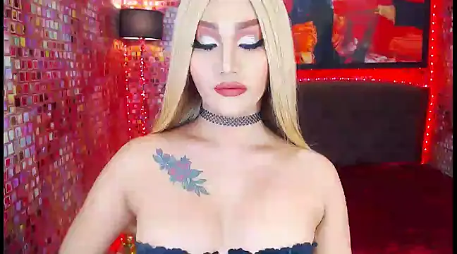 Snapshot of KylieMaxwellCaulfield_TS chatting on 03-03-25, 12:26 KylieMaxwellCaulfield TS online show from 03-03-25, 12:26