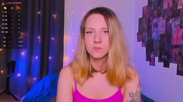 HotaruTomo online show from 12-19-24, 04:35