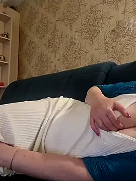 Snapshot of Janahotty chatting on 12-14-24, 03:36 Janahotty online show from 12-14-24, 03:36