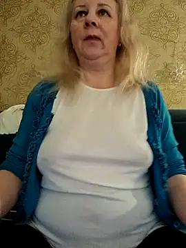 Snapshot of Janahotty chatting on 12-18-24, 09:18 Janahotty online show from 12-18-24, 09:18