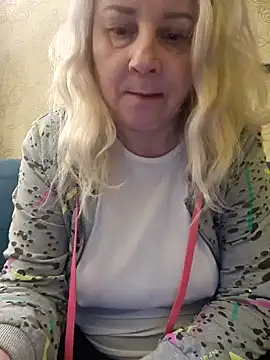 Snapshot of Janahotty chatting on 01-03-25, 01:27 Janahotty online show from 01-03-25, 01:27