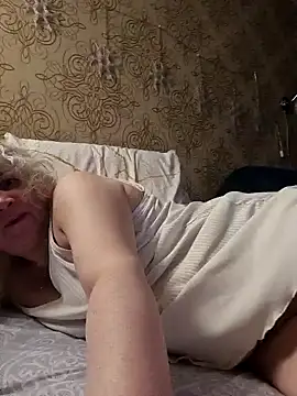 Snapshot of Janahotty chatting on 02-19-25, 12:57 Janahotty online show from 02-19-25, 12:57