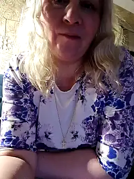 Snapshot of Janahotty chatting on 03-02-25, 01:26 Janahotty online show from 03-02-25, 01:26