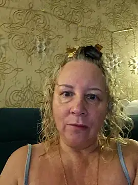 Snapshot of Janahotty chatting on 12-05-25, 02:47 Janahotty online show from 12-05-25, 02:47