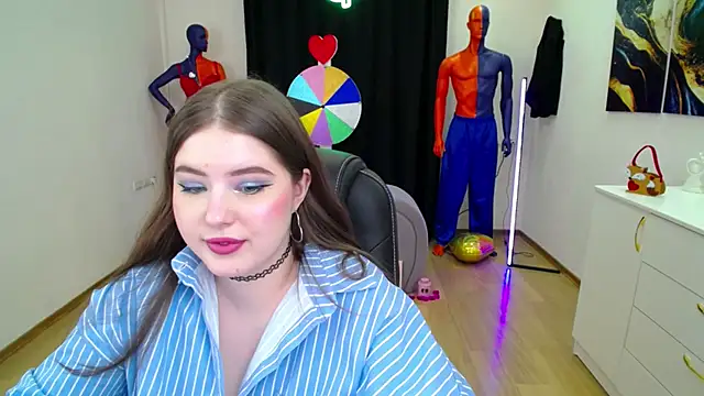 NicoleFoxery online show from 02-25-25, 09:24