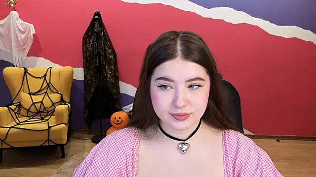 NicoleFoxery online show from 10-29-25, 06:31