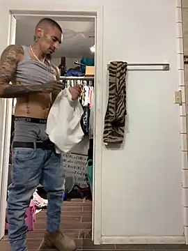 Snapshot of Prettyboiflaco chatting on 12-07-24, 09:22 Prettyboiflaco online show from 12-07-24, 09:22