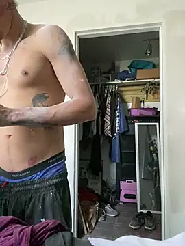 Snapshot of Prettyboiflaco chatting on 02-03-25, 10:43 Prettyboiflaco online show from 02-03-25, 10:43