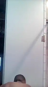 Snapshot of Prettyboiflaco chatting on 02-18-25, 01:54 Prettyboiflaco online show from 02-18-25, 01:54