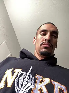 Snapshot of Prettyboiflaco chatting on 02-18-25, 09:31 Prettyboiflaco online show from 02-18-25, 09:31