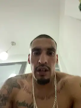 Snapshot of Prettyboiflaco chatting on 02-26-25, 08:59 Prettyboiflaco online show from 02-26-25, 08:59