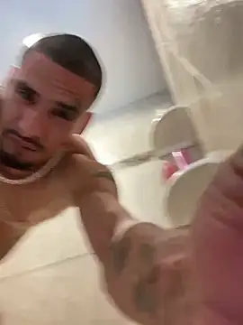 Snapshot of Prettyboiflaco chatting on 02-26-25, 08:22 Prettyboiflaco online show from 02-26-25, 08:22