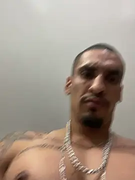 Snapshot of Prettyboiflaco chatting on 03-07-25, 02:25 Prettyboiflaco online show from 03-07-25, 02:25