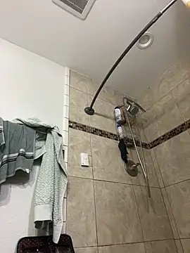 Snapshot of Prettyboiflaco chatting on 09-19-25, 03:19 Prettyboiflaco online show from 09-19-25, 03:19